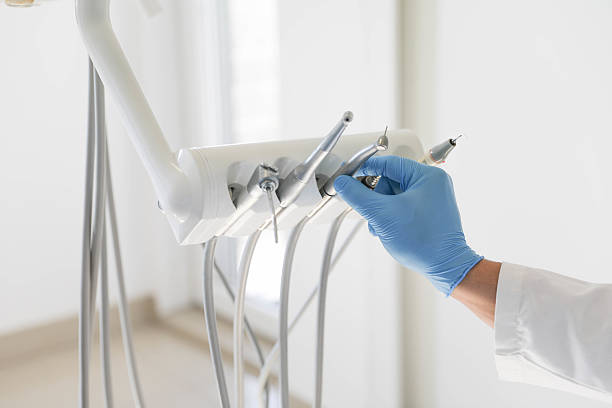 24/7 Emergency Dental Implants experts in West Hollywood, CA